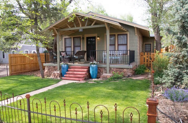 More details for 102 Holly St, Colorado Springs, CO - Multifamily for Sale