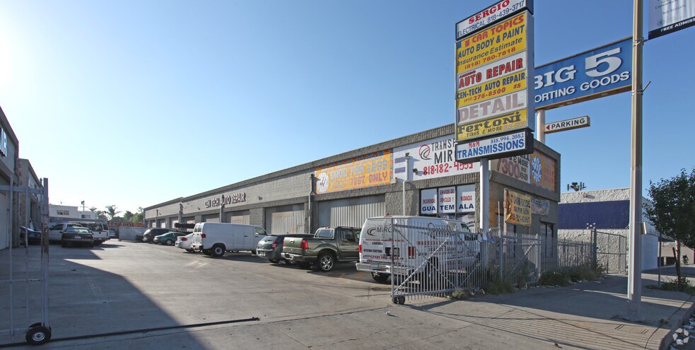 7300 Van Nuys Blvd, Van Nuys, CA à louer - Photo principale - Image 1 de 6