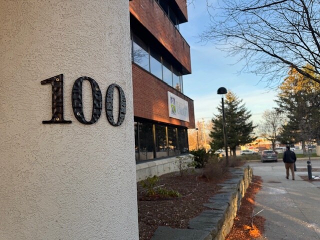 100 Interstate Corporate Ctr, Williston, VT for lease Primary Photo- Image 1 of 4