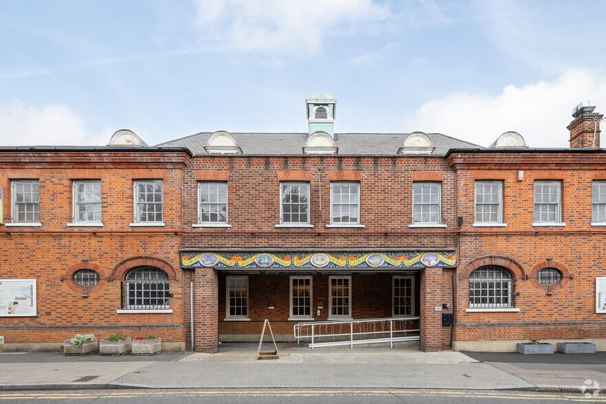 161 Northwold Rd, London for lease - Building Photo - Image 2 of 2