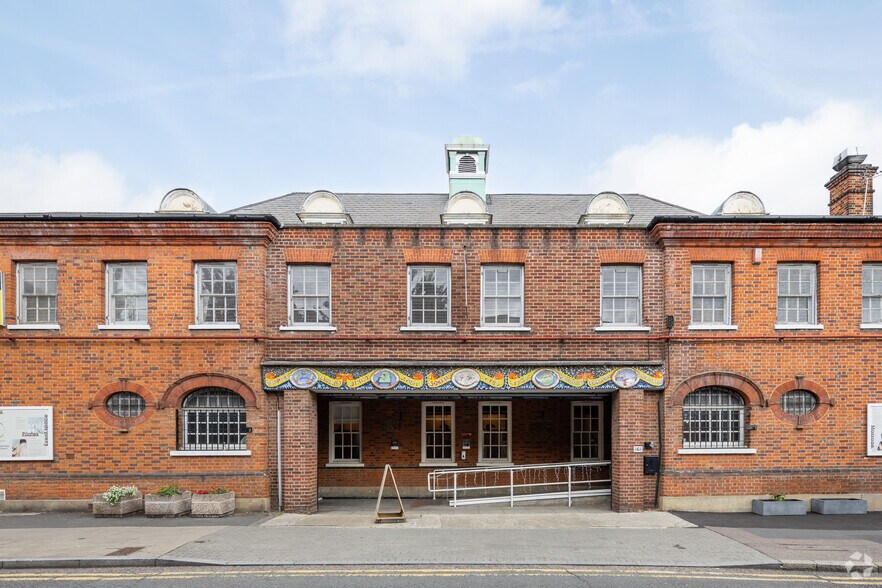 161 Northwold Rd, Londres à louer - Photo du bâtiment - Image 2 de 2