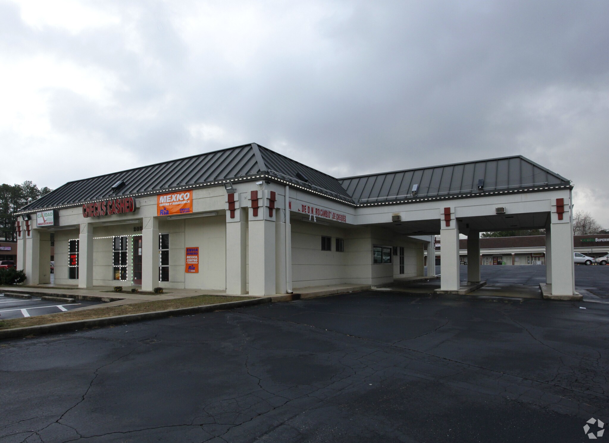 2025 S Cobb Dr SE, Marietta, GA for lease Primary Photo- Image 1 of 5