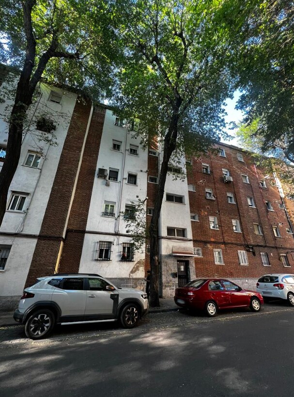 Calle de Concepción de la Oliva, Madrid, Madrid for sale Building Photo- Image 1 of 4
