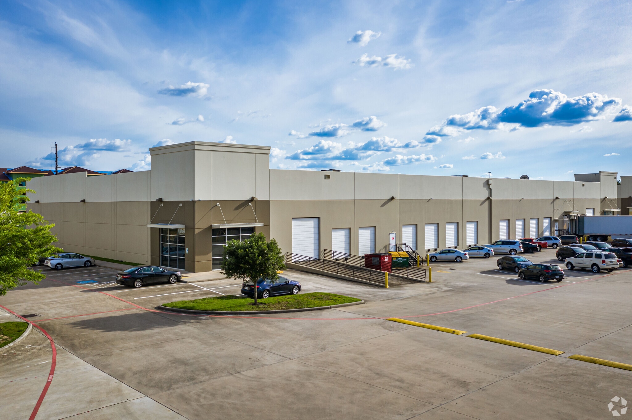 608 Spring Hill Dr, Spring, TX for lease Primary Photo- Image 1 of 9