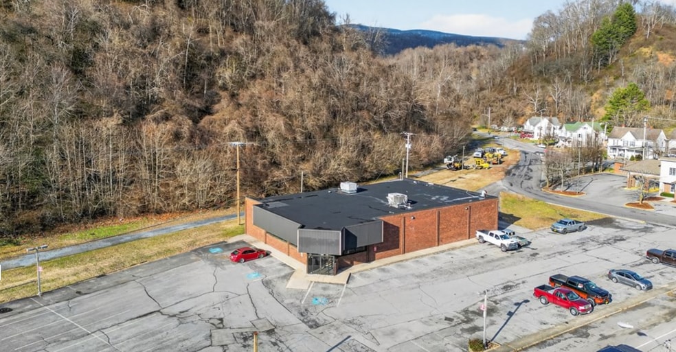113 E Main St, Saltville, VA à vendre - Aérien - Image 1 de 1