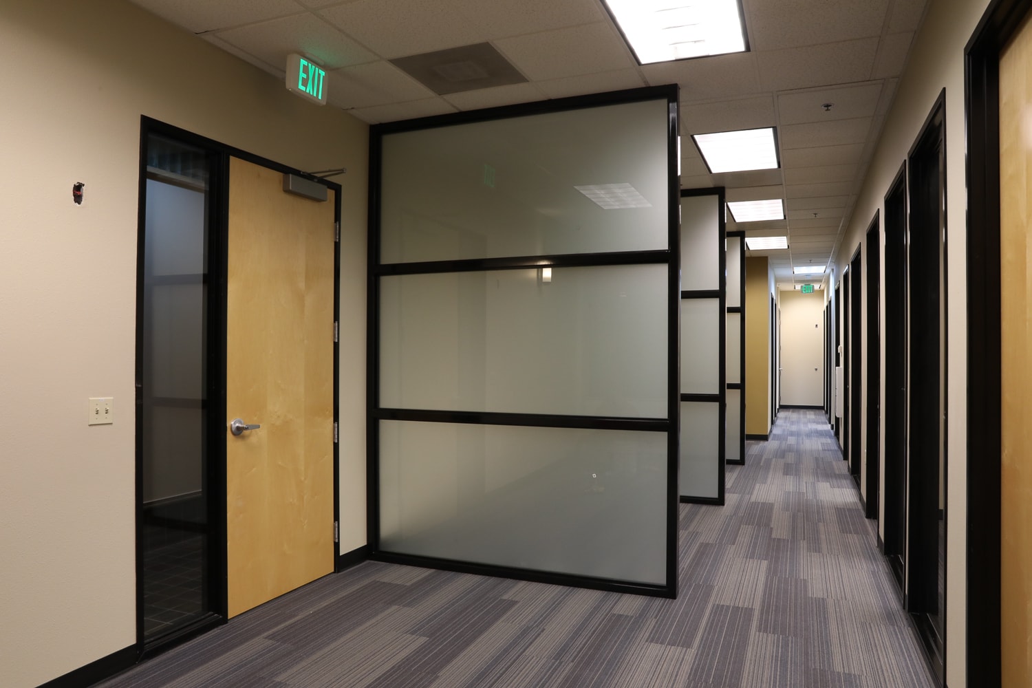 17040 Pilkington Rd, Lake Oswego, OR à louer Photo intérieure- Image 1 de 5