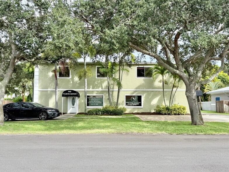 442 4th Ave, Indialantic, FL à louer - Photo du bâtiment - Image 3 de 33