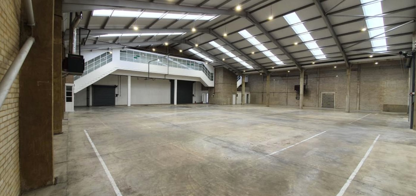 Shamblehurst Ln, Southampton, HAM SO30 2FY - Unité 19 & 20 -  - Photo intérieure - Image 1 of 3