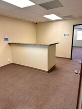 24953 Paseo De Valencia, Laguna Hills, CA for lease Building Photo- Image 1 of 3