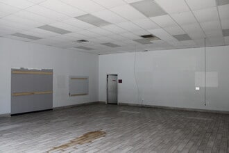 5300 N State St, Jackson, MS à louer Photo intérieure- Image 2 de 6