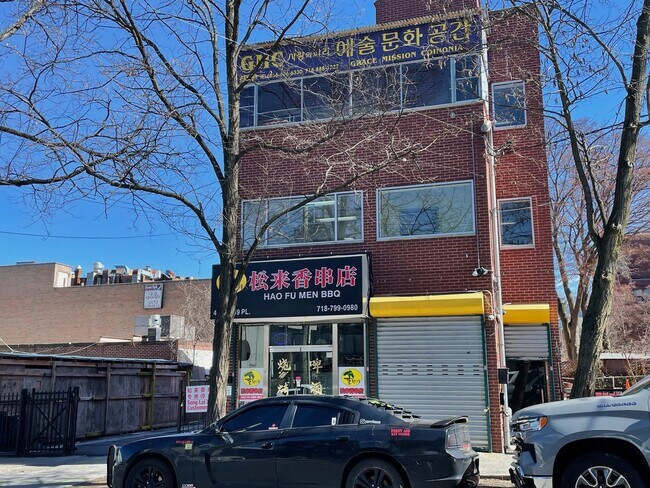 Plus de détails pour 41-13 149th Pl, Flushing, NY - Bureau/Médical à louer