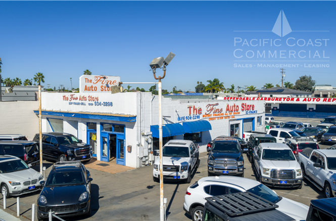 940-942 Palm Ave. & 650-660 Emory St. portefeuille de 2 propriétés à vendre sur LoopNet.ca - Photo du bâtiment - Image 3 de 9