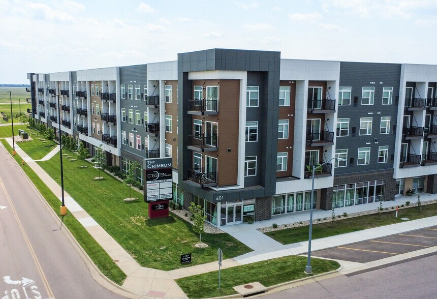 601 W 86th St, Sioux Falls, SD à louer - Photo du bâtiment - Image 1 de 20