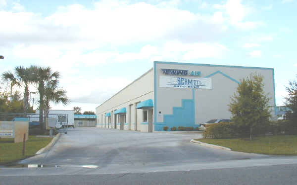 Plus de détails pour 170 Business Park Way, Royal Palm Beach, FL - Industriel à louer