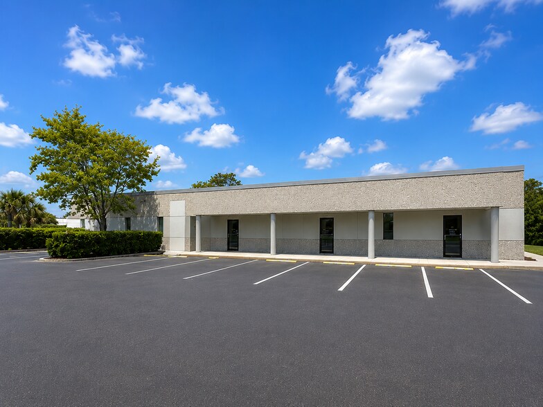 1750 Tree Blvd, Saint Augustine, FL à vendre - Photo du bâtiment - Image 1 de 4