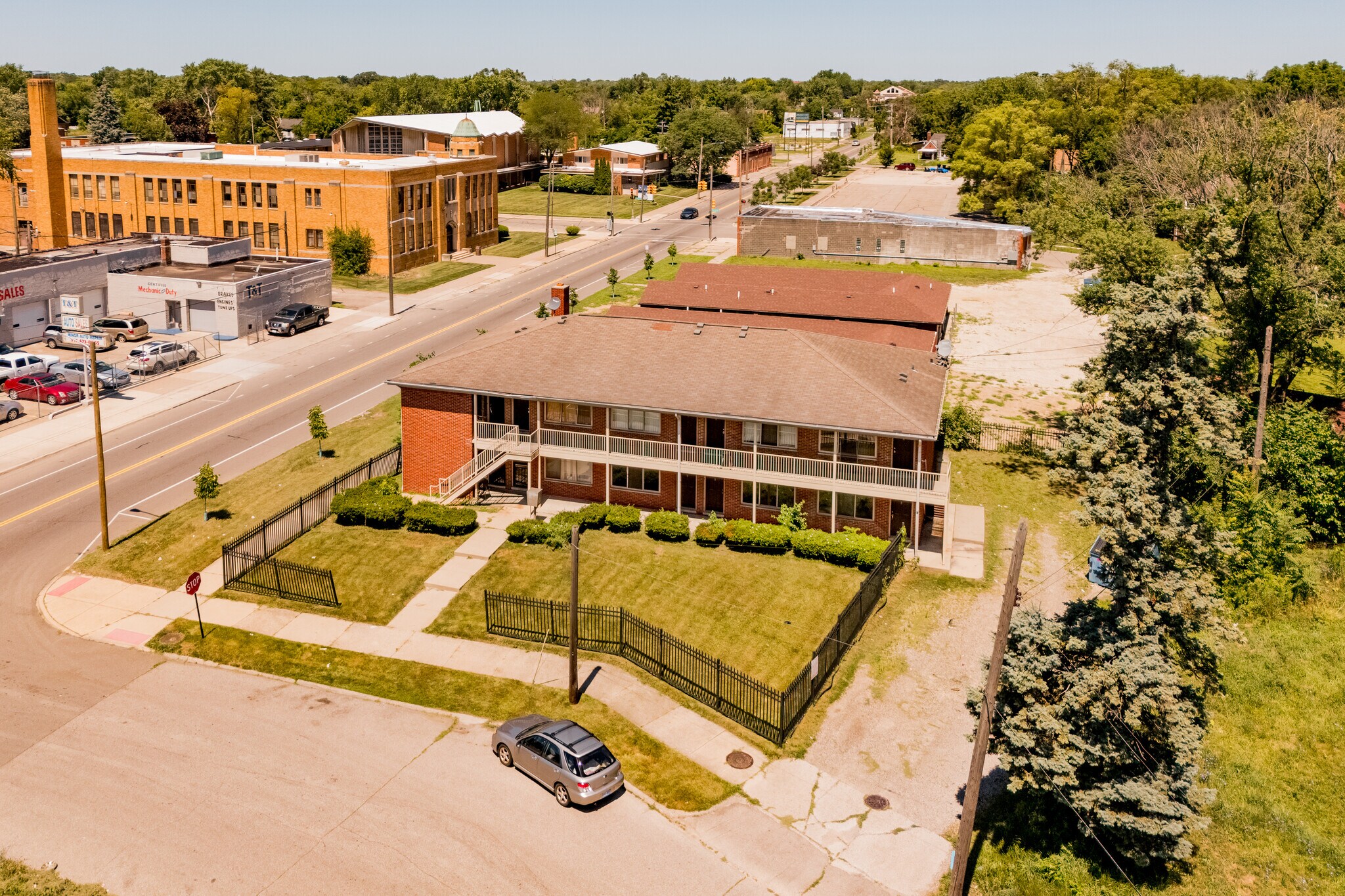 9700 Chalmers St, Detroit, MI à vendre Photo du bâtiment- Image 1 de 3