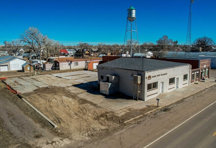 618 1st Ave, Deer Trail, CO à vendre - Photo du bâtiment - Image 2 de 41