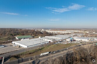 6301 N Broadway, Saint Louis, MO - Aerial map view