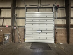 4250-4276 Strausser St NW, Canton, OH for lease Interior Photo- Image 2 of 4