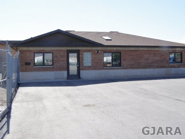 389 Roberts Ct, Grand Junction, CO for sale Primary Photo- Image 1 of 8