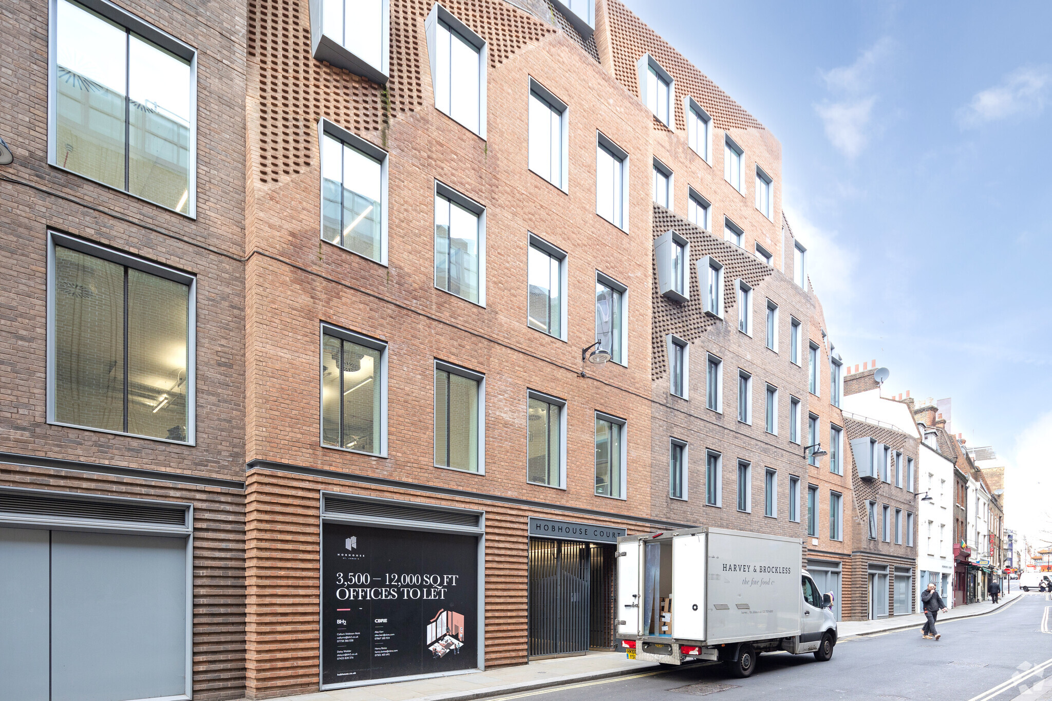 7 Whitcomb St, London for lease Primary Photo- Image 1 of 3