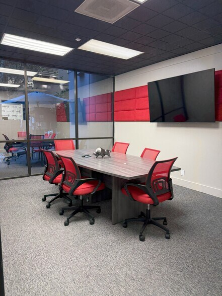 500 N St, Sacramento, CA à vendre - Photo du bâtiment - Image 3 de 30