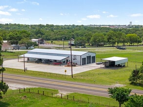1229 TX-36, Caldwell, TX à vendre Photo intérieure- Image 2 de 31