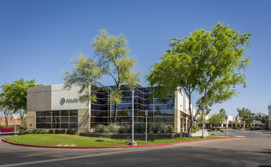 4050 E Cotton Center Blvd, Phoenix, AZ à louer - Photo du bâtiment - Image 3 de 6