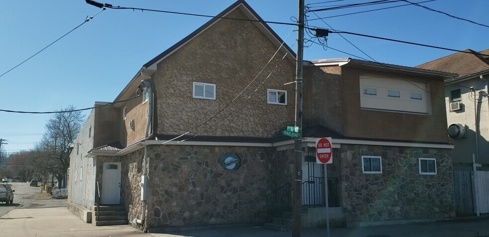 3501 Birney Ave, Moosic, PA à vendre - Vidéo sur l’inscription commerciale - Image 2 de 56