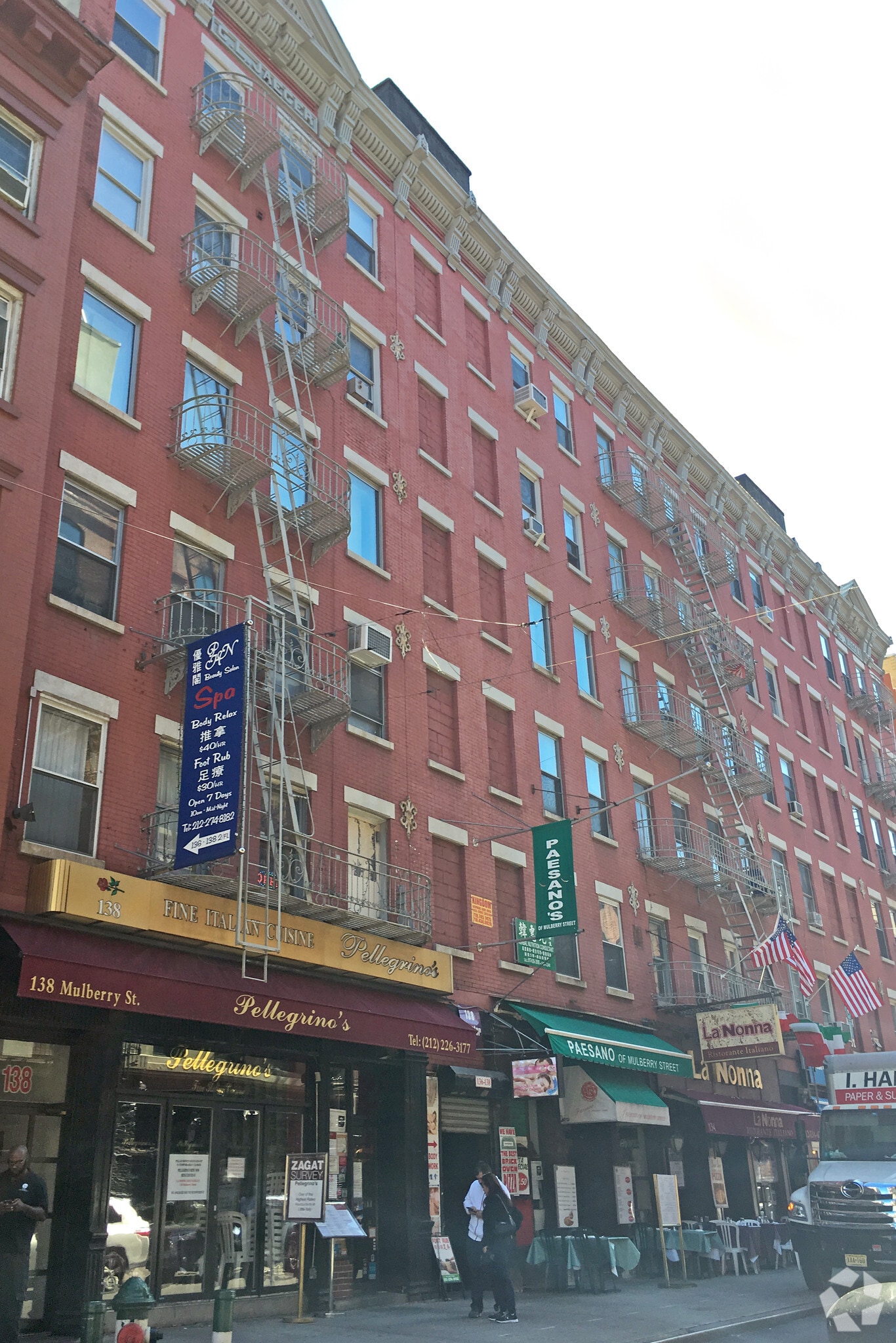 132-138 Mulberry St, New York, NY for lease Primary Photo- Image 1 of 6