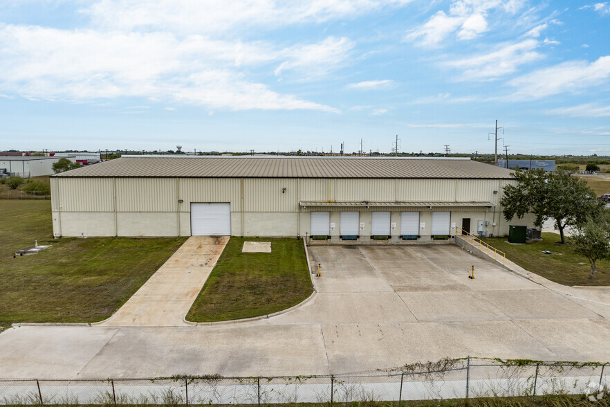 2345 N Central Ave, Brownsville, TX for lease - Primary Photo - Image 1 of 5