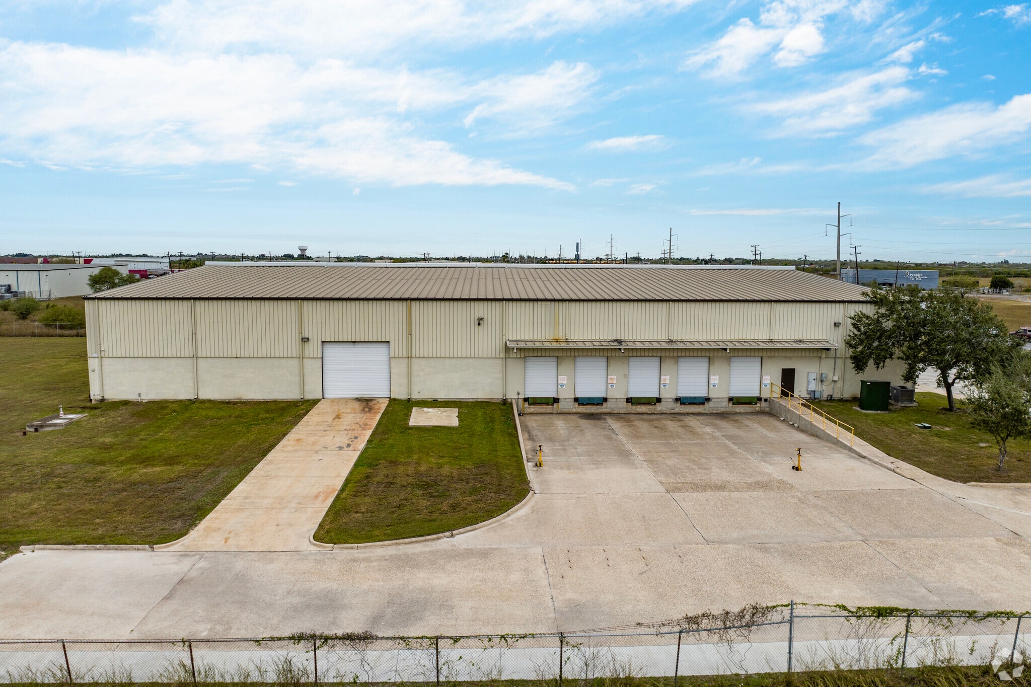 2345 N Central Ave, Brownsville, TX for lease Primary Photo- Image 1 of 6