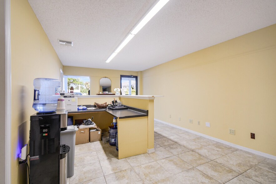 2730 US 1, Saint Augustine, FL à vendre - Photo du bâtiment - Image 3 de 12