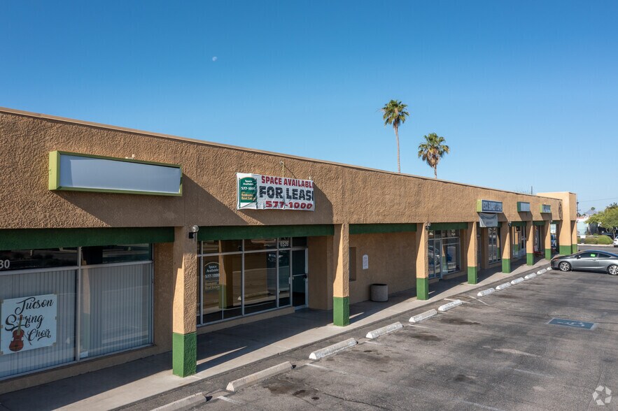 6506-6546 E 22nd St, Tucson, AZ à louer - Photo du bâtiment - Image 2 de 5
