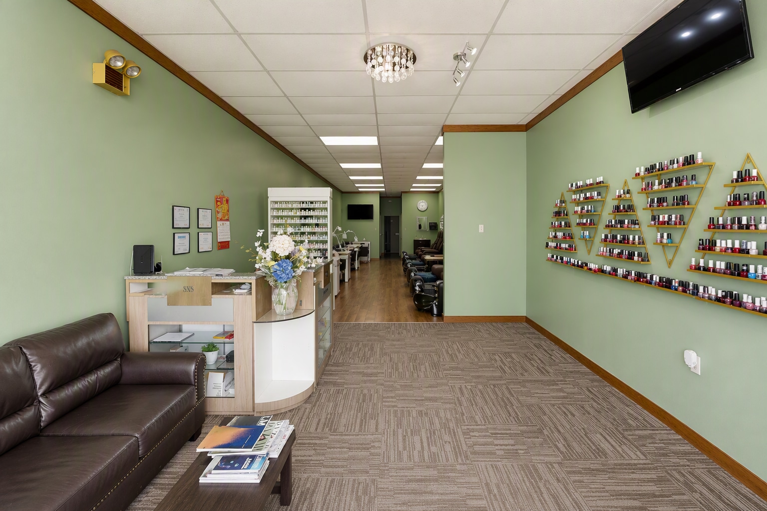 801-905 Highway 30 E, Carroll, IA for lease Interior Photo- Image 1 of 4