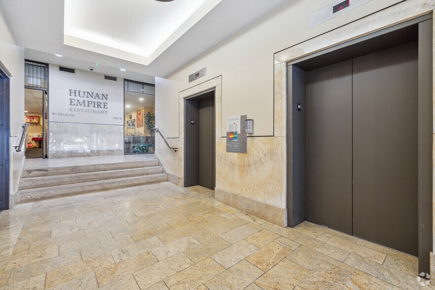 2001 Union St, San Francisco, CA à louer - Hall d’entrée - Image 3 de 9