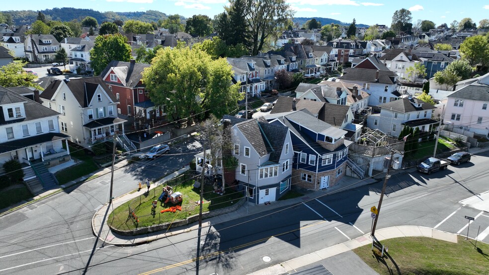 205 Summit Ave, Phillipsburg, NJ for lease - Building Photo - Image 3 of 21