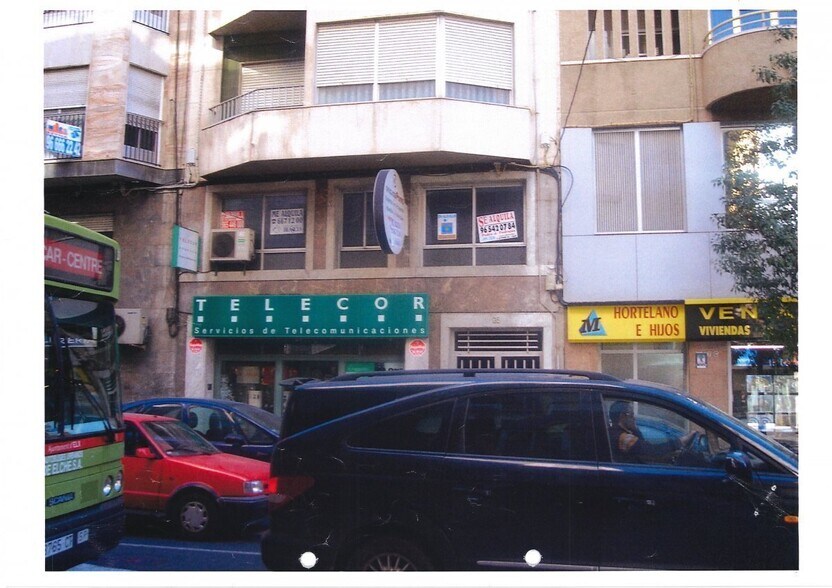 Bureau dans Elche, Alicante à louer - Photo du bâtiment - Image 1 de 1