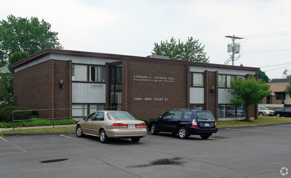 2800-2802 Court St, Syracuse, NY à vendre - Photo du bâtiment - Image 1 de 3