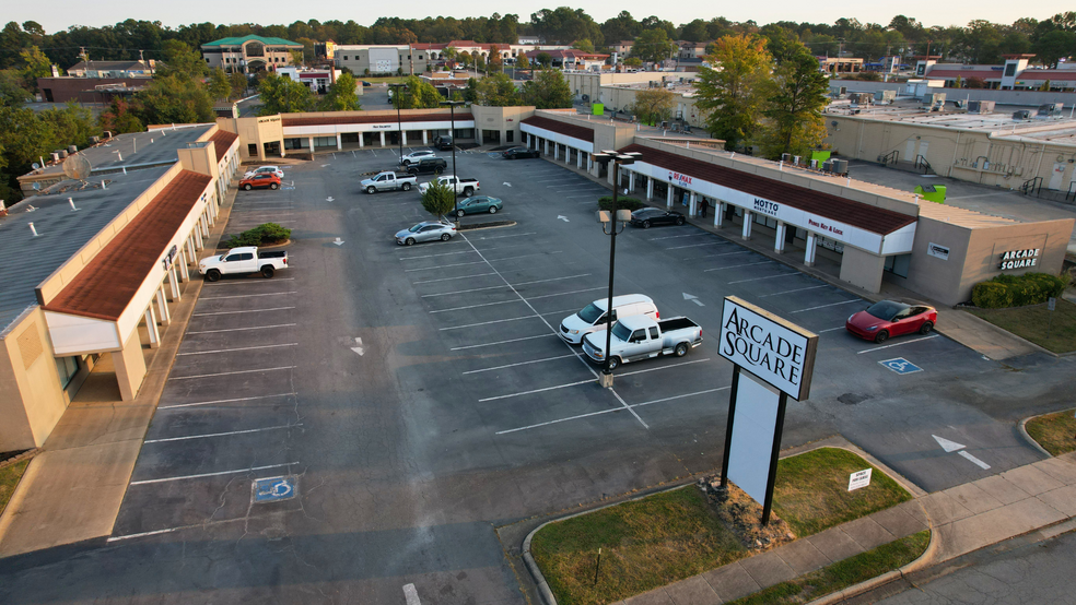 11324 Arcade Dr, Little Rock, AR for lease - Building Photo - Image 1 of 11