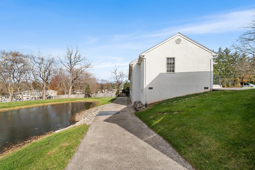 133 Level Rd, Collegeville, PA à louer - Photo du bâtiment - Image 2 de 16