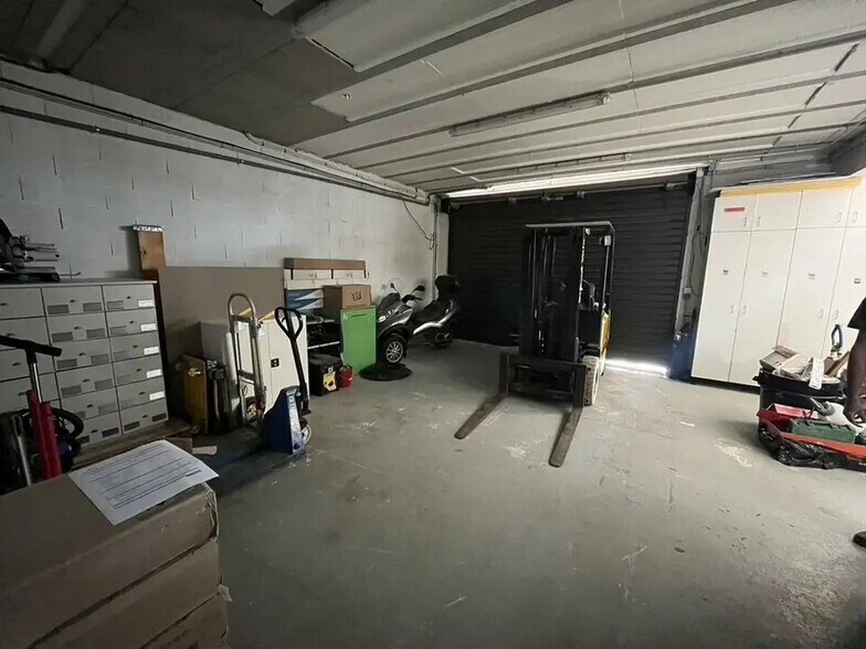 Bureau dans LES MILLES à louer - Photo intérieure - Image 3 de 4