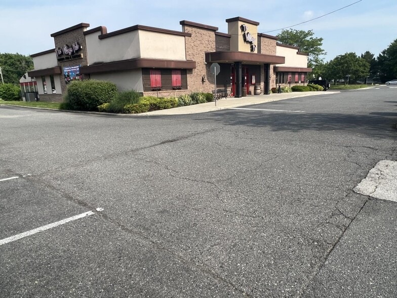 137 Egg Harbor Rd, Sewell, NJ à louer - Photo du bâtiment - Image 3 de 4