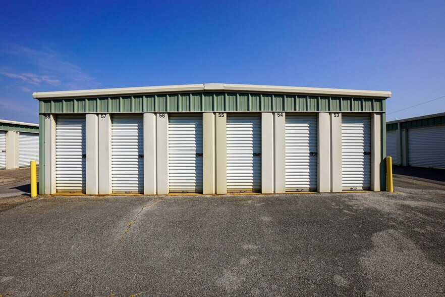 175 Hertiage Dr, Holly Springs, MS à vendre - Photo du bâtiment - Image 2 de 5