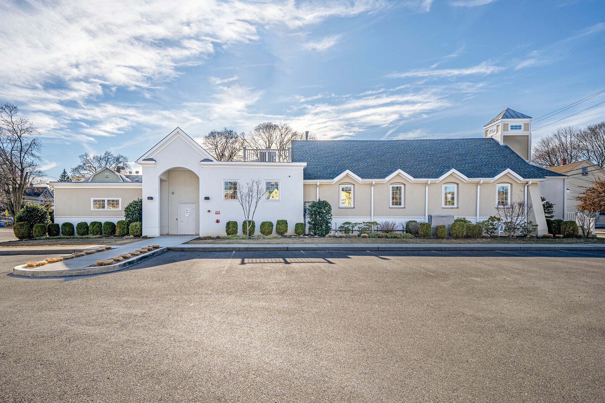 120 Madison St, Mamaroneck, NY à vendre Photo du bâtiment- Image 1 de 1