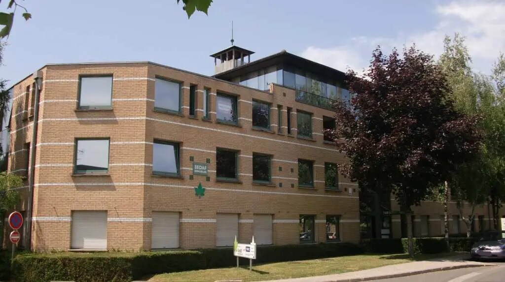 Office in Champs-sur-Marne for lease Building Photo- Image 1 of 9