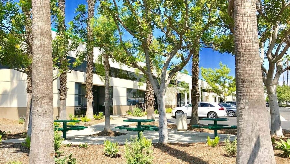 12115 Burke St, Santa Fe Springs, CA for lease - Building Photo - Image 3 of 14