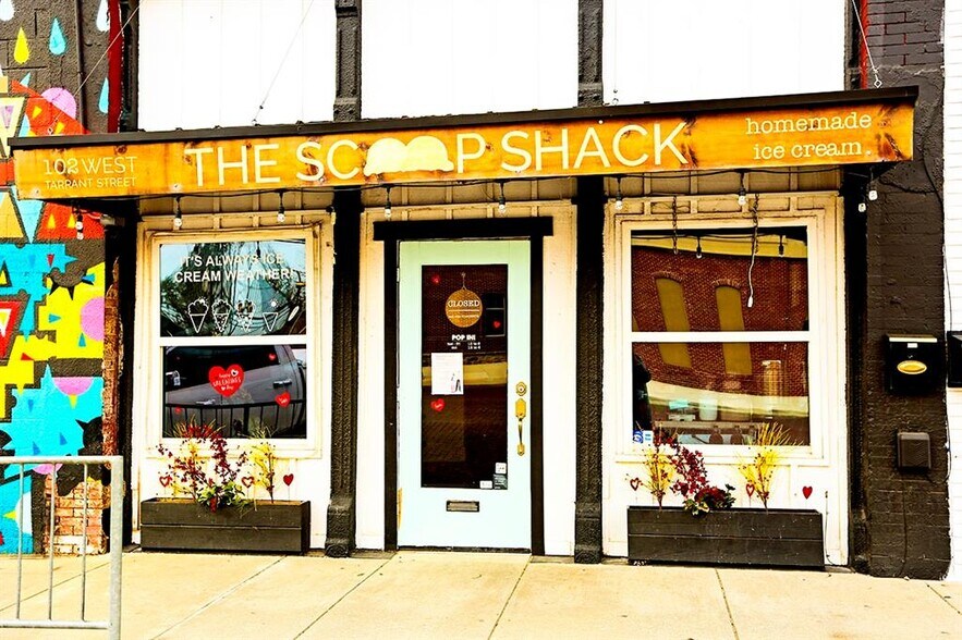 222 N Mason St, Bowie, TX à vendre - Photo du bâtiment - Image 2 de 33