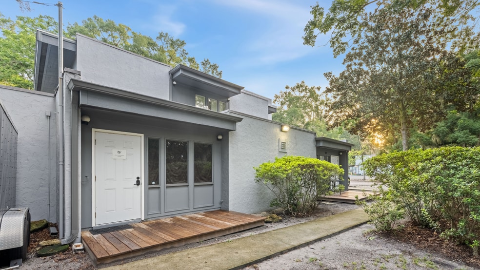 1212 NW 12th Ave, Gainesville, FL for lease - Building Photo - Image 2 of 5