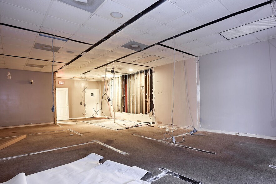 10510 Abercorn St, Savannah, GA à louer - Photo intérieure - Image 3 de 9